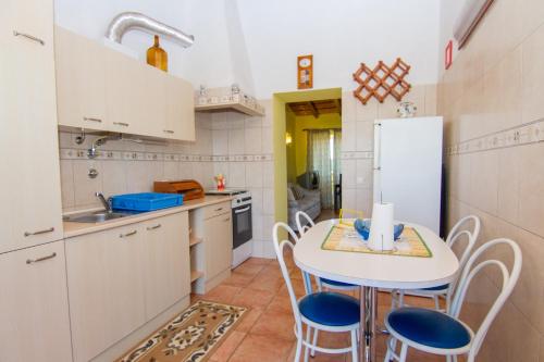 Kitchen, Akivillas Silves Relax in Venda Nova