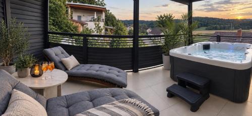 Design-Villa mit privatem Whirlpool&Naturblick