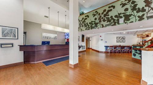 Lobby, Sleep Inn & Suites Buffalo Airport in Buffalo (NY)