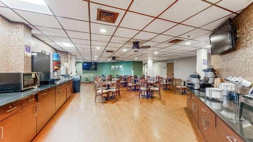 Mat og drikke, Sleep Inn & Suites Buffalo Airport in Buffalo (NY)