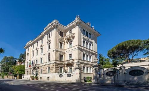 Aldrovandi Residence City Suites