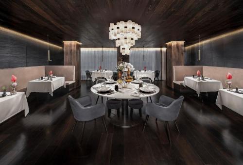 Hotel Alpenroyal - The Leading Hotels of the World 5