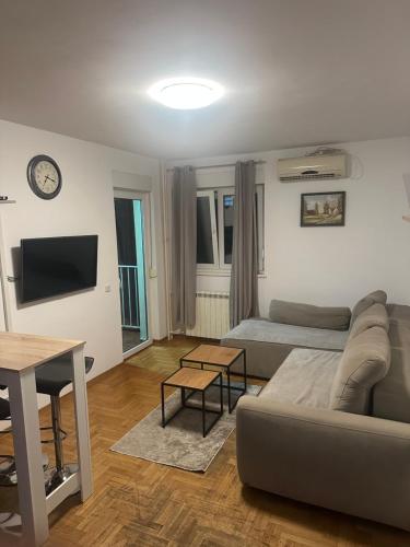Apartman D