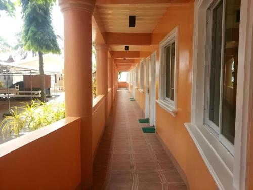 Raymen Beach Resort 4