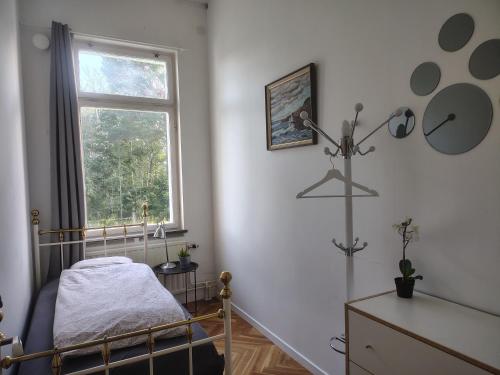 1 twin bed