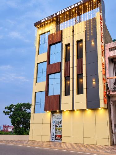 Hotel River View & Restaurant