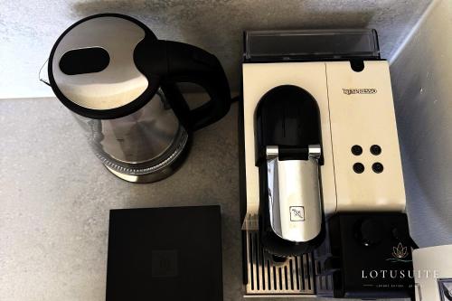 Lotus Suite 42 5