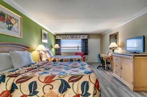 Beachcomber Inn & Suites