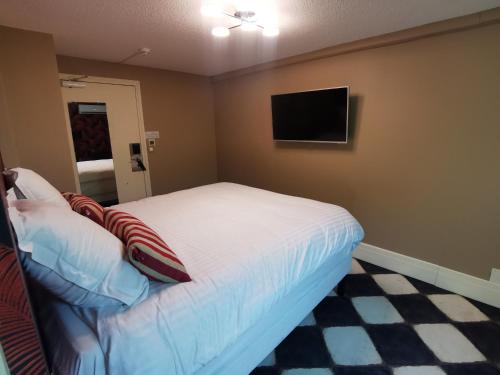 1 twin bed