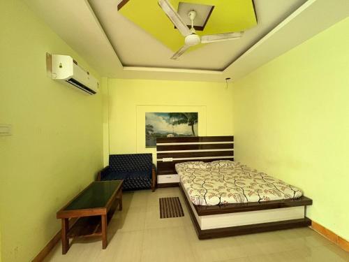 Hotel Ashok