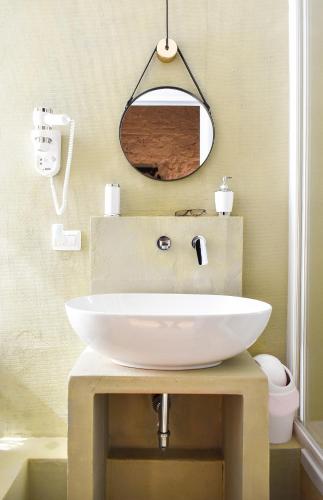 Bibi e Romeo's Home 1