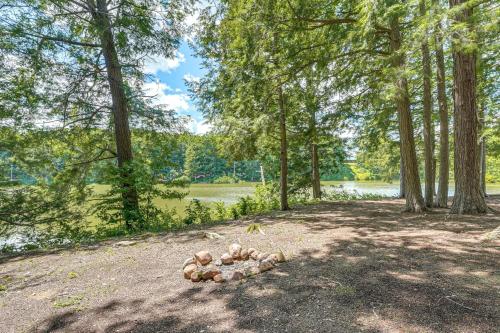 Cozy Cabin Retreat at Letchworth Valley Resort