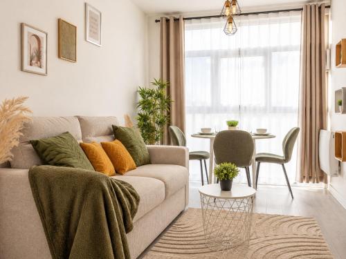 Cosy T2 - Gare 8 min à pied - Proche Parc Astérix - Location saisonnière - Creil