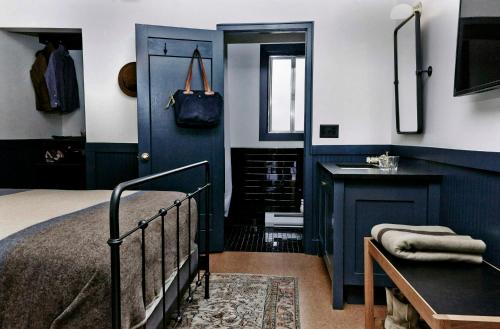 2 bedrooms, 2 beds