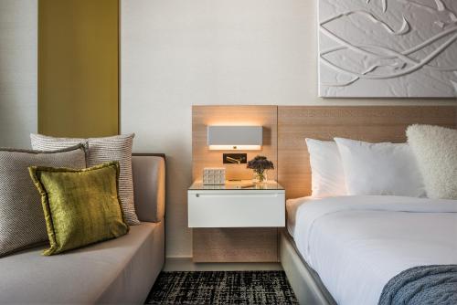2 double beds