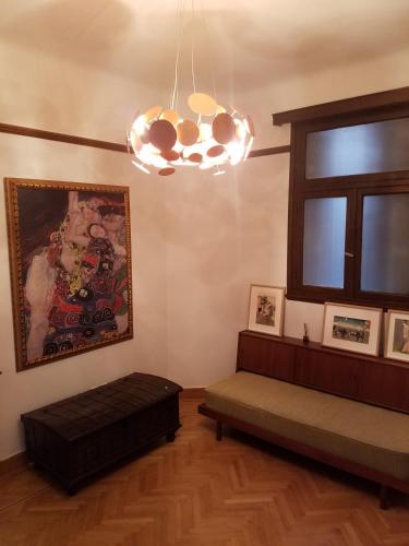 Kolonaki Deco Apartment - image 6