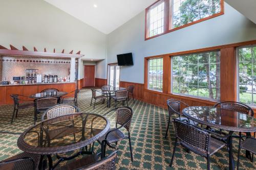 Howard Johnson by Wyndham Traverse City, Traverse City (zdjęcie 8)