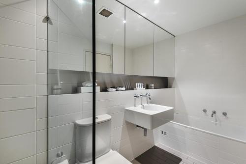 Coast Resort Merimbula Stop at Coast Resort Merimbula to discover the wonders of Merimbula. The property offers guests a range of services and amenities designed to provide comfort and convenience. Take advantage of the pro