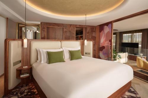 The BoTree London, Curio Collection by Hilton - 2