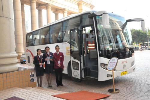 92816951 China Mayors Plaza - Free shuttle between hotel and Exhibition Center & Exhibitor registration Counter during Canton Fair