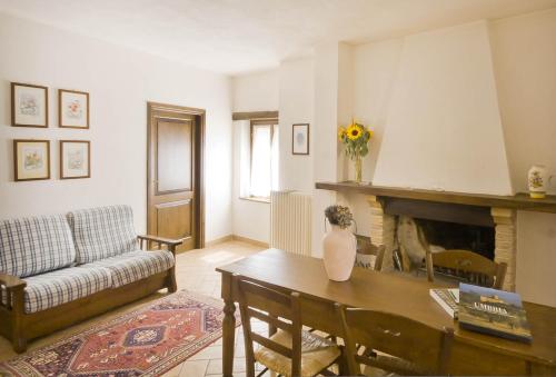 Borgo San Valentino - image 4