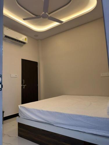 Hotel Sanskriti