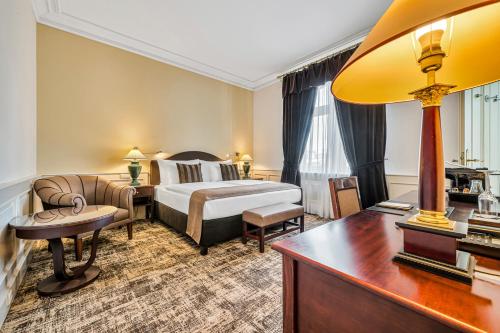 1 double bed