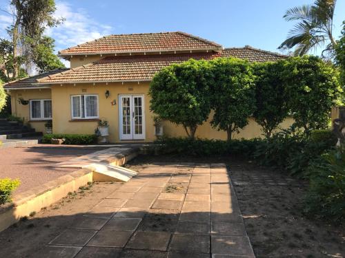 Entrance, Edens Guest House in Westville