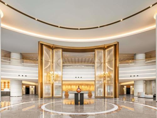 Facilities, Swissôtel Beijing Hong Kong Macau Center in Sanlitun Bar St. & Embassy Area