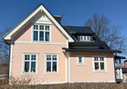 Central villaövervåning - 100 kvm (Central villaovervaning - 100 kvm) in Falhagen