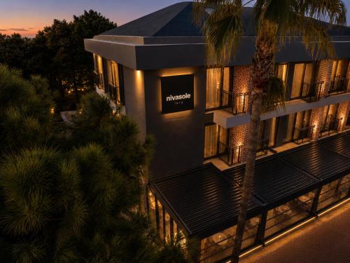 Nivasole Lara Pure Comfort & Style - Hôtel - Antalya