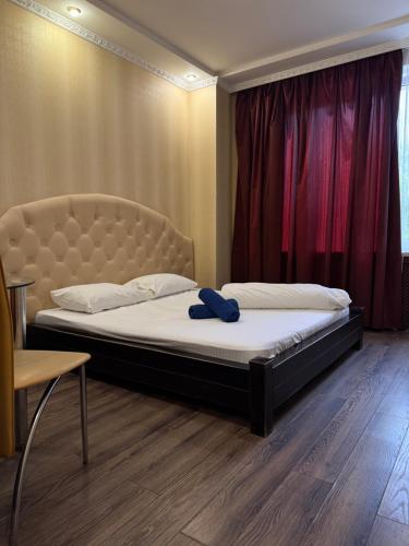 1 queen bed