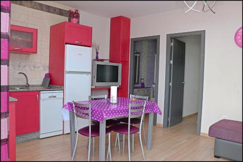 Apartamento cerca Playa Bateles - image 2