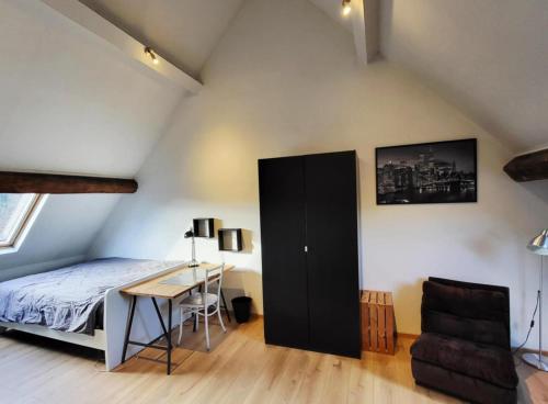 Studio meublé au 2ème étage - Pension de famille - Wavre