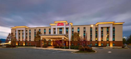 Hampton Inn & Suites Grants Pass