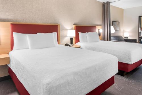 1 queen bed
