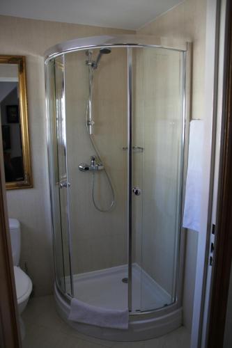 Single Room image 5