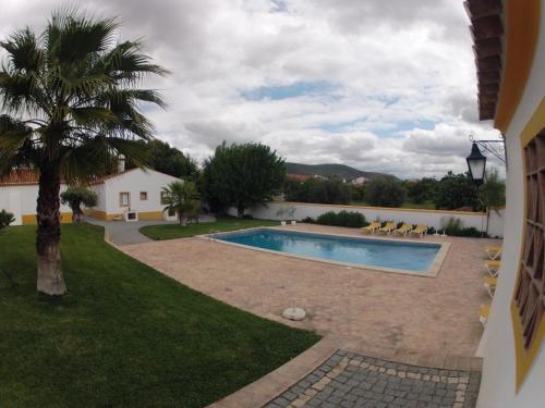 Outeiro Da Vila - Casas De Campo in เบยา