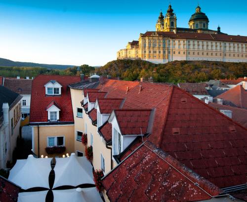 Hotel Restaurant zur Post – Melk, FL