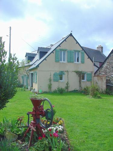 4 bedrooms, 5 beds