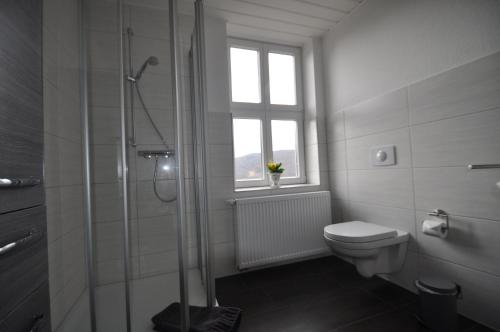Gasthaus und Ferienwohnungen Zum Buchsenmacher 347m von Degener Straße entfernt