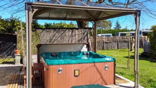 Maison accueillante à Gabarret, jacuzzi et jardin
