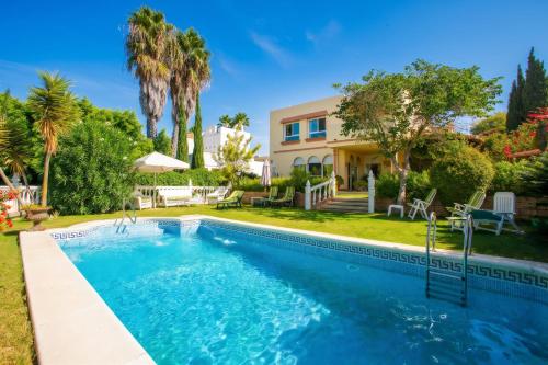 Charming villa in Sanlúcar de Barrameda with private pool gîte à louer Cortijo de Evora