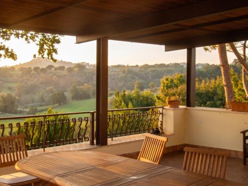  Enchanted Villa in Poggio Catino with Private Pool in Poggio Catino