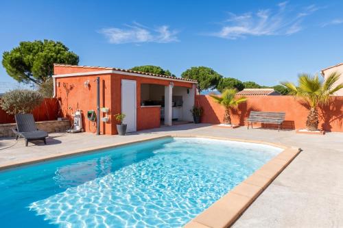 Villa élégante à Carcassonne avec jardin et jacuzzi gîte à louer Grèzes-Herminis