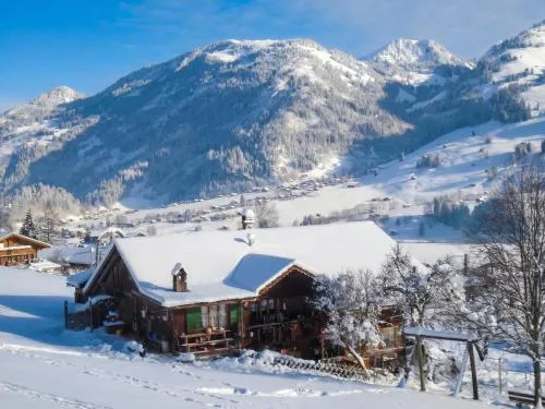 Bright Apartment with Balcony in Zweisimmen 100 m² in Zweisimmen, Schweiz