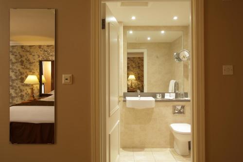 Trout Hotel - image 9