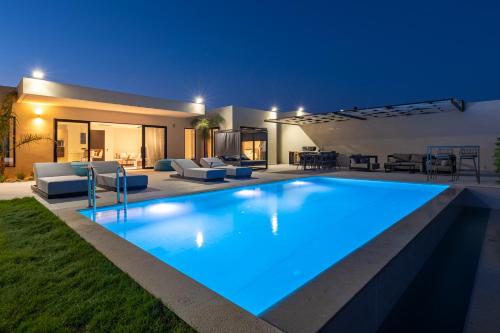 Trapezia Luxury Living 2