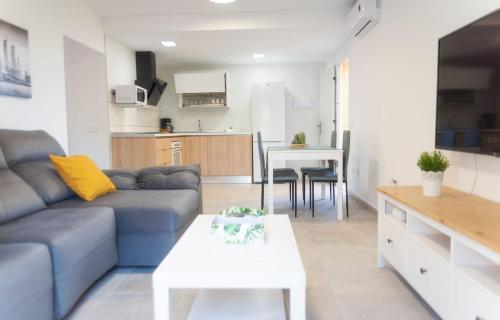 Beautiful Three-bedroom Apartment