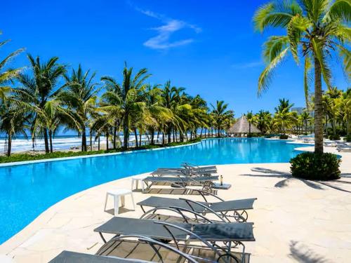 Costera de Las Palmas by Otium